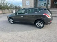 Usata Lancia Delta Gold 120 CV (88 kW) 2014 Grigio Utilitaria