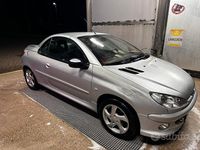 Usata Peugeot 206 80 CV (58 kW) 2001 Grigio Cabrio