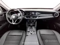 Usata Alfa Romeo Stelvio Executive 210 CV (154 kW) 2018 Blu SUV