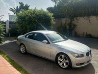 Usata BMW 320 177 CV (130 kW) 2010 Argento Coupé