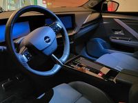 Usata Opel Astra 130 CV (95 kW) 2024 Giallo Berlina