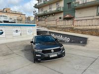 Usata VW T-Roc Style 150 CV (110 kW) 2019 Grigio SUV