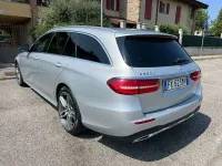 Usata Mercedes E220 Premium 194 CV (142 kW) 2019 Grigio Station wagon
