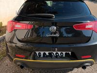 Usata Alfa Romeo Giulietta Exclusive 150 CV (110 kW) 2014 Nero Utilitaria