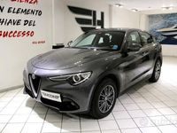 Usata Alfa Romeo Stelvio Executive 180 CV (132 kW) 2017 Grigio SUV