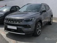 Usata Jeep Compass Summit 131 CV (96 kW) 2025 Grigio SUV