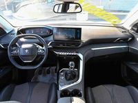 Usata Peugeot 3008 Allure 130 CV (95 kW) 2022 Argento SUV