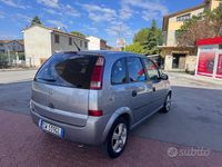 Usata Opel Meriva Enjoy 90 CV (66 kW) 2005 Grigio Monovolume