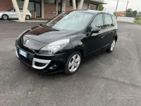 Usata Renault Scénic Luxe 110 CV (80 kW) 2011 Nero Monovolume