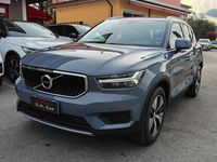 Usata Volvo XC40 Momentum 163 CV (119 kW) 2022 Blu/azzurro SUV