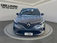 Usado Renault Clio V Techno 101 HP (74 kW) 2023 Cinzento Citadino