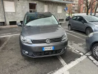 Usata VW Touran Highline 105 CV (77 kW) 2012 Grigio Monovolume
