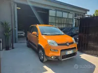 Usata Fiat Panda 4x4 S 75 CV (55 kW) 2014 Arancione Utilitaria