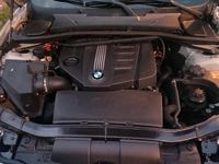 Usata BMW 318 143 CV (105 kW) 2011 Grigio Station wagon