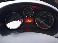 Usata Peugeot 206 68 CV (50 kW) 2010 Bianco Berlina