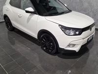 Gebraucht SsangYong Tivoli 116 PS (85 kW) 2016 Weiß SUV