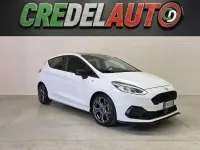 Usata Ford Fiesta ST-Line 101 CV (74 kW) 2018 Frozen white Utilitaria