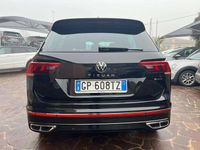 Usata VW Tiguan R-line 200 CV (147 kW) 2023 Nero SUV