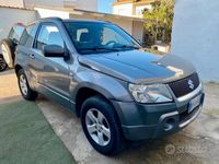 usata Suzuki Grand Vitara 1.9DDis 3porte