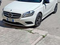 Usata Mercedes A180 109 CV (80 kW) 2015 Berlina