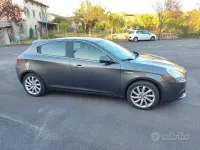 Usata Alfa Romeo Giulietta 170 CV (125 kW) 2010 Grigio Utilitaria