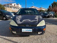 Usata Ford Focus 89 CV (65 kW) 2000 Blu Station wagon