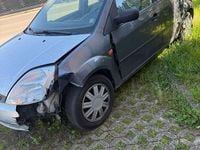 Second-hand Ford Fiesta Ghia 79 CP (58 kW) 2002 Hatchback