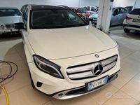 Usata Mercedes GLA200 136 CV (100 kW) 2016 Bianco SUV