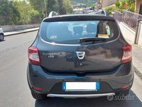 Usata Dacia Sandero Stepway 90 CV (66 kW) 2018 Grigio Berlina