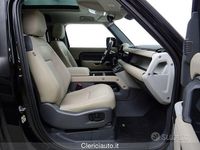 Usata Land Rover Defender SE 250 CV (183 kW) 2023 Nero SUV