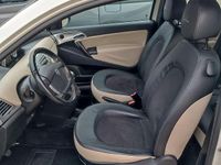 Usata Lancia Ypsilon 75 CV (55 kW) 2010 Bianco Utilitaria