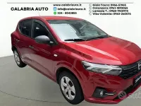 Usata Dacia Sandero Essentiel 65 CV (47 kW) 2022 Rosso Berlina