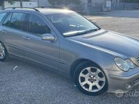 Usata Mercedes C220 150 CV (110 kW) 2006 Station wagon