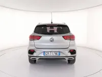 Usata MG ZS Luxury 106 CV (77 kW) 2023 Argento SUV