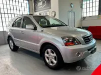 Usata Kia Sorento Active 170 CV (125 kW) 2007 Grigio SUV