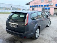 Usata Ford Focus Titanium 110 CV (80 kW) 2009 Grigio Station wagon