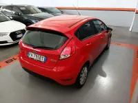 Usata Ford Fiesta 101 CV (74 kW) 2017 Rosso Utilitaria