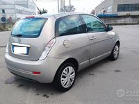 Usata Lancia Ypsilon 69 CV (50 kW) 2011 Viola Utilitaria
