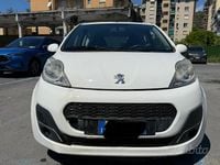 Usata Peugeot 107 68 CV (50 kW) 2014 Bianco Utilitaria