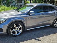 Usata Mercedes GLA200 Premium 136 CV (100 kW) 2016 Grigio SUV