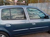 Usata Renault Clio II 75 CV (55 kW) 2007 Grigio Berlina