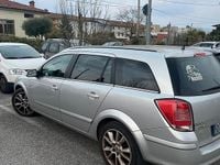 Usata Opel Astra 110 CV (80 kW) 2006 Grigio Station wagon