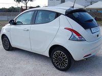 Usata Lancia Ypsilon S 69 CV (50 kW) 2024 Bianco Utilitaria