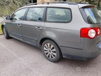 Usata VW Passat 140 CV (102 kW) 2006 Grigio Station wagon