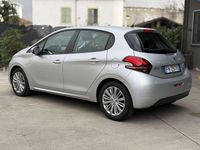 Usata Peugeot 208 82 CV (60 kW) 2017 Argento Utilitaria