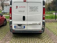 Usata Opel Vivaro 2011 Bianco Monovolume