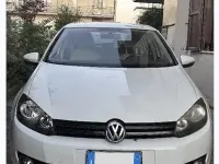 Usata VW Golf VI 102 CV (75 kW) 2010 Bianco Utilitaria