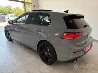 Usata VW Golf VIII GTI 265 CV (194 kW) 2025 Grigio Berlina