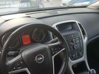 Usata Opel Astra 110 CV (80 kW) 2012 Nero Berlina