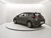 Usata Toyota Auris Hybrid Lounge 136 CV (100 kW) 2018 Grigio Berlina